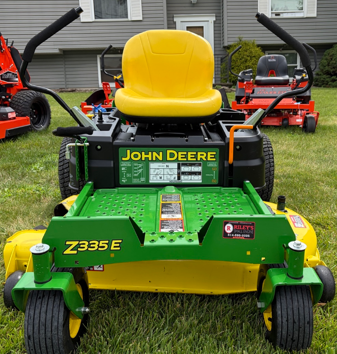 JD Z335E (42A) 2021 John Deere Zero-Turn Mower – 42