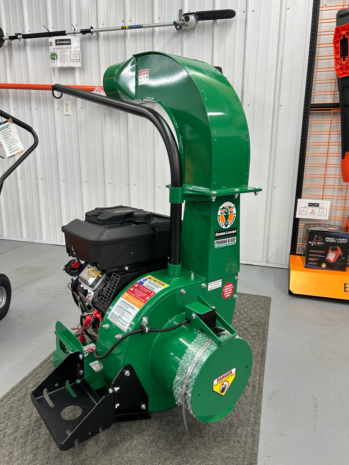 Billy Goat DL1802VE DL18 Debris Loader – 18 HP Vanguard – Electric Start