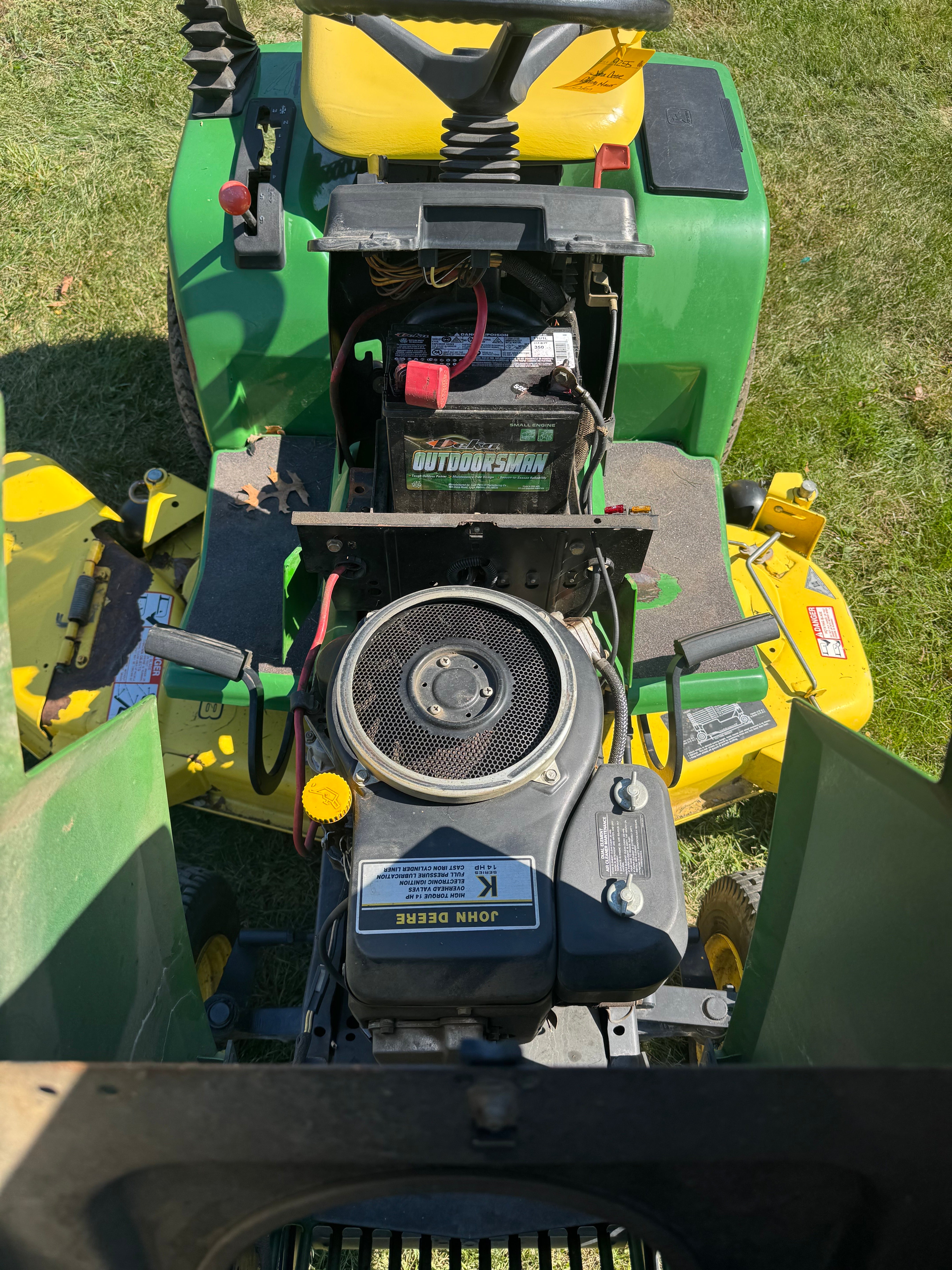 💚 John Deere 240 Riding Mower – $850 💚